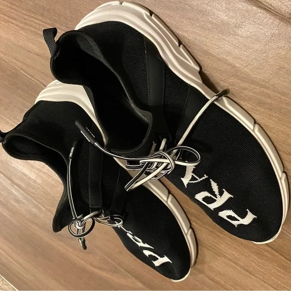 Prada sneakers women’s 40.5 - Picture 2 of 6